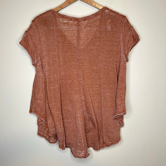 We The Free Sammie Tee V-Neck Flowy in Washed Brown - Picture 6 of 6